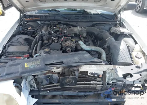 2010 Ford Crown Victoria Police Interceptor из США, поврежденный, VIN 2FABP7BV8AX146371